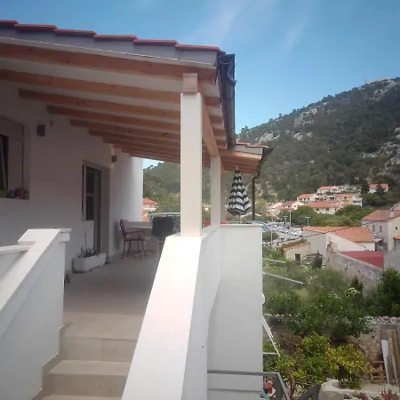 Haracic Apartment Hvar Town